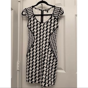 Women’s Express Fitted Dress